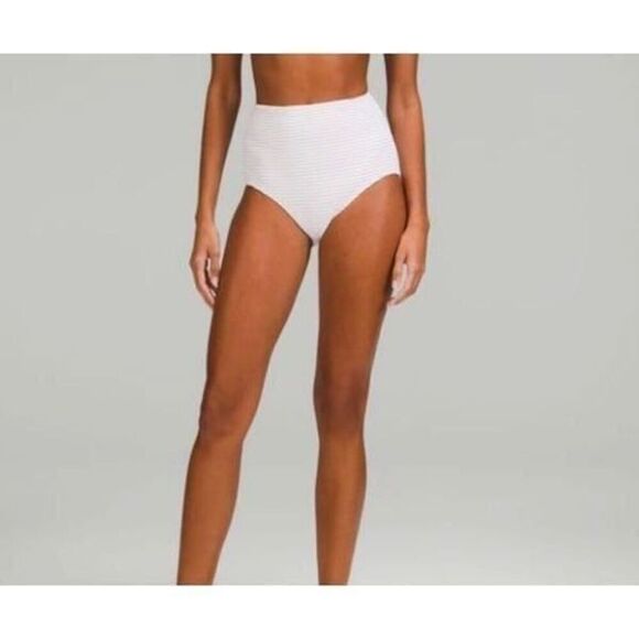 Lululemon Smocked HW med swim botrom  6 - Picture 1 of 5